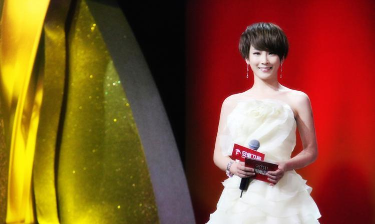 演员谢楠:我这辈子最正确的决定,就是嫁给吴京生了两个大胖小子