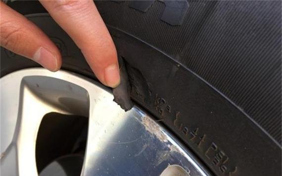 如何判断轮胎侧面帘布层