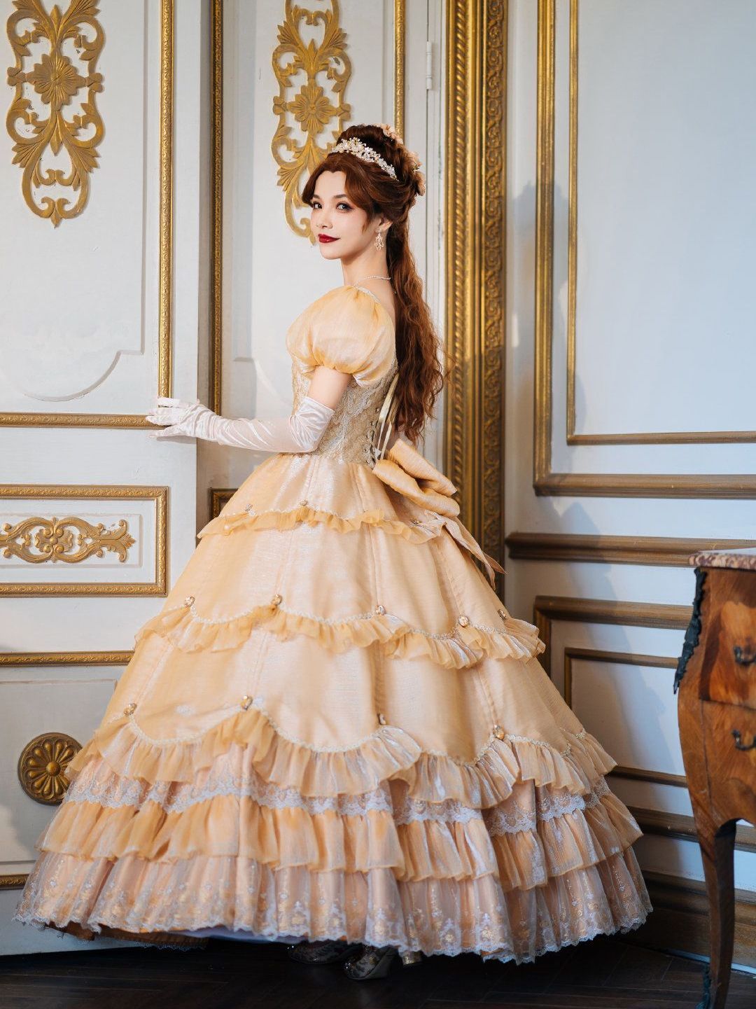 这才是真正的"在逃公主"!lo娘穿上洛丽塔礼服裙,优雅又显气场