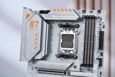 七彩虹CVN X870 ARK FROZEN V14方舟主板评测：5G网卡+高频内存 锐龙9000舰队新旗舰