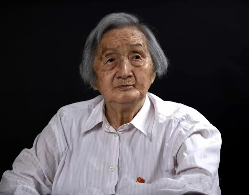 瞿独伊:女儿都100岁了,妈妈又去了哪里呢?