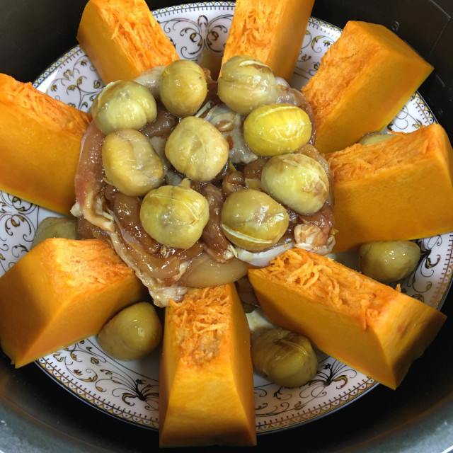 板栗南瓜蒸鸡腿