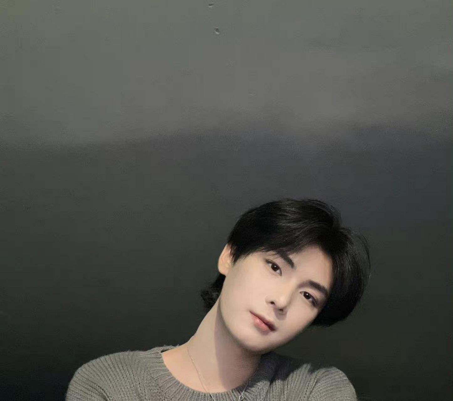 【投稿】 左林杰x郭震 干嘛这样盯着我啊