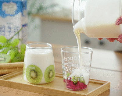 轻松做酸奶,细腻顺滑,比买的更实惠——水果酸奶杯