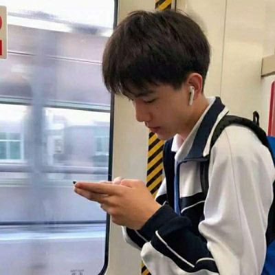男生头像|看起来很干净的乖乖的帅气qq男头 很精神的高冷又超级帅气的