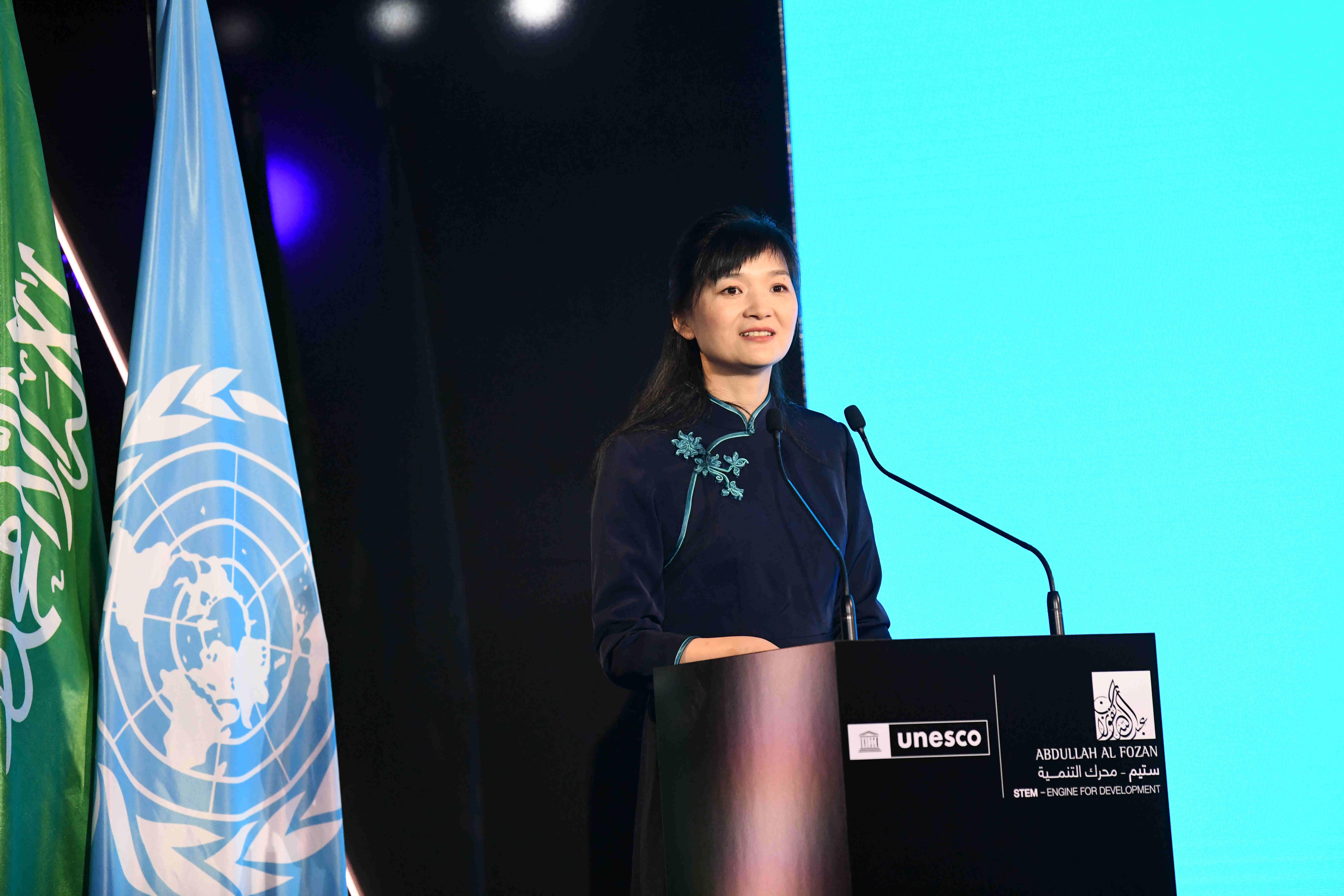 时政微观察|一个国家的未来在青年