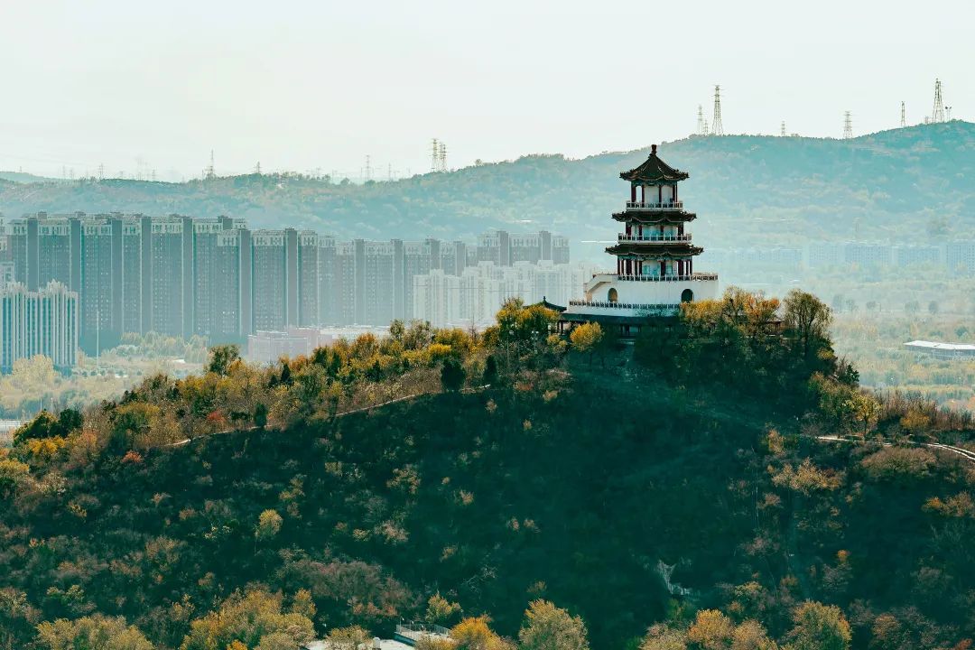 俯瞰一座城 自在如风……在石景山,遇见一眼万年!