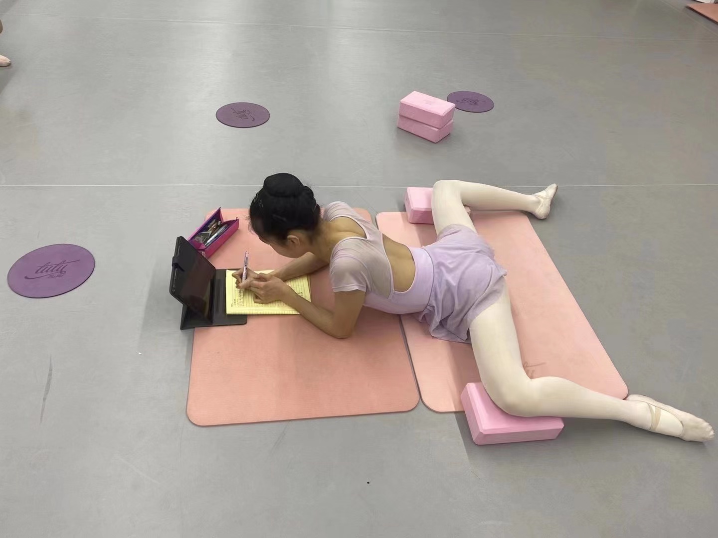 芭蕾学习一直重复训练基本功,真的有用吗?