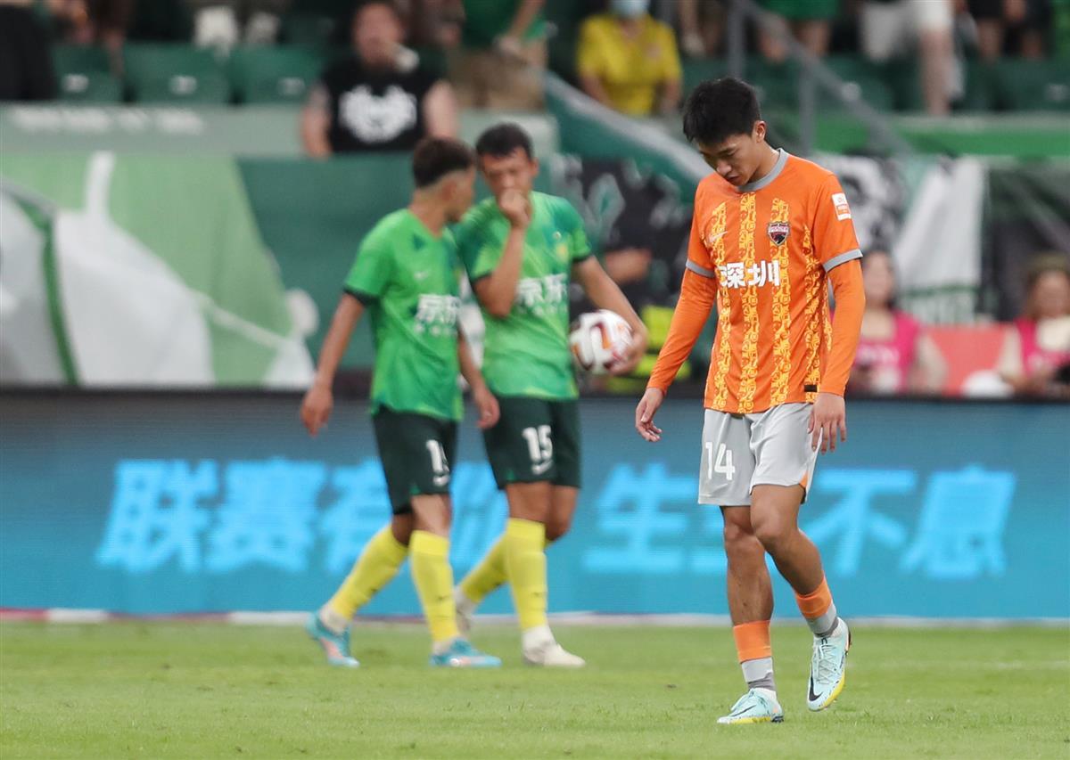 中超冠军队伍解散_无比唏嘘！又一支中超球队没了 再见了 广州城！_深圳足球俱乐部解散