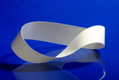 趣玩无限|克莱因瓶:一个大海也装不满的"瓶子"