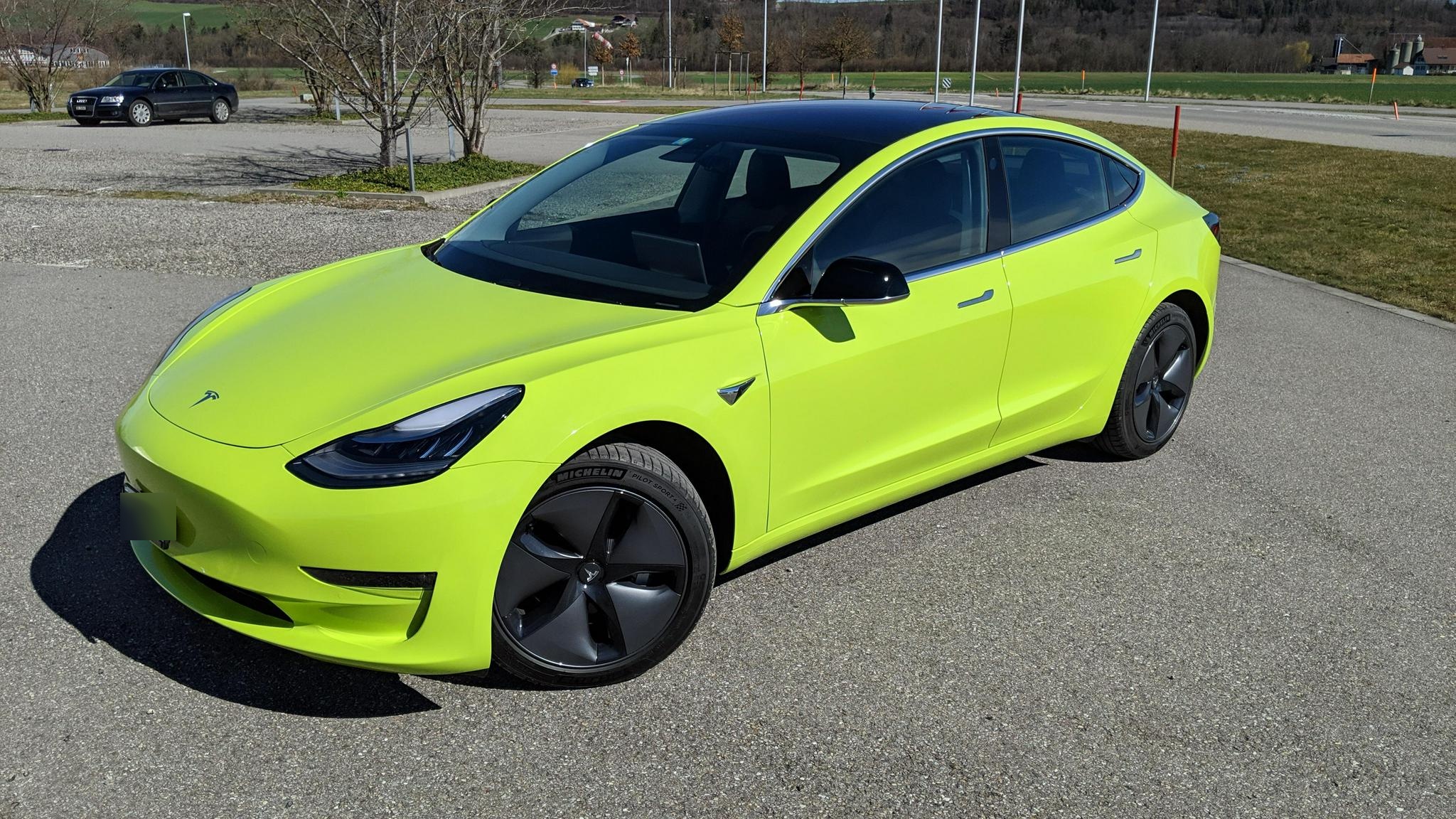 特斯拉汽车是纯电动吗