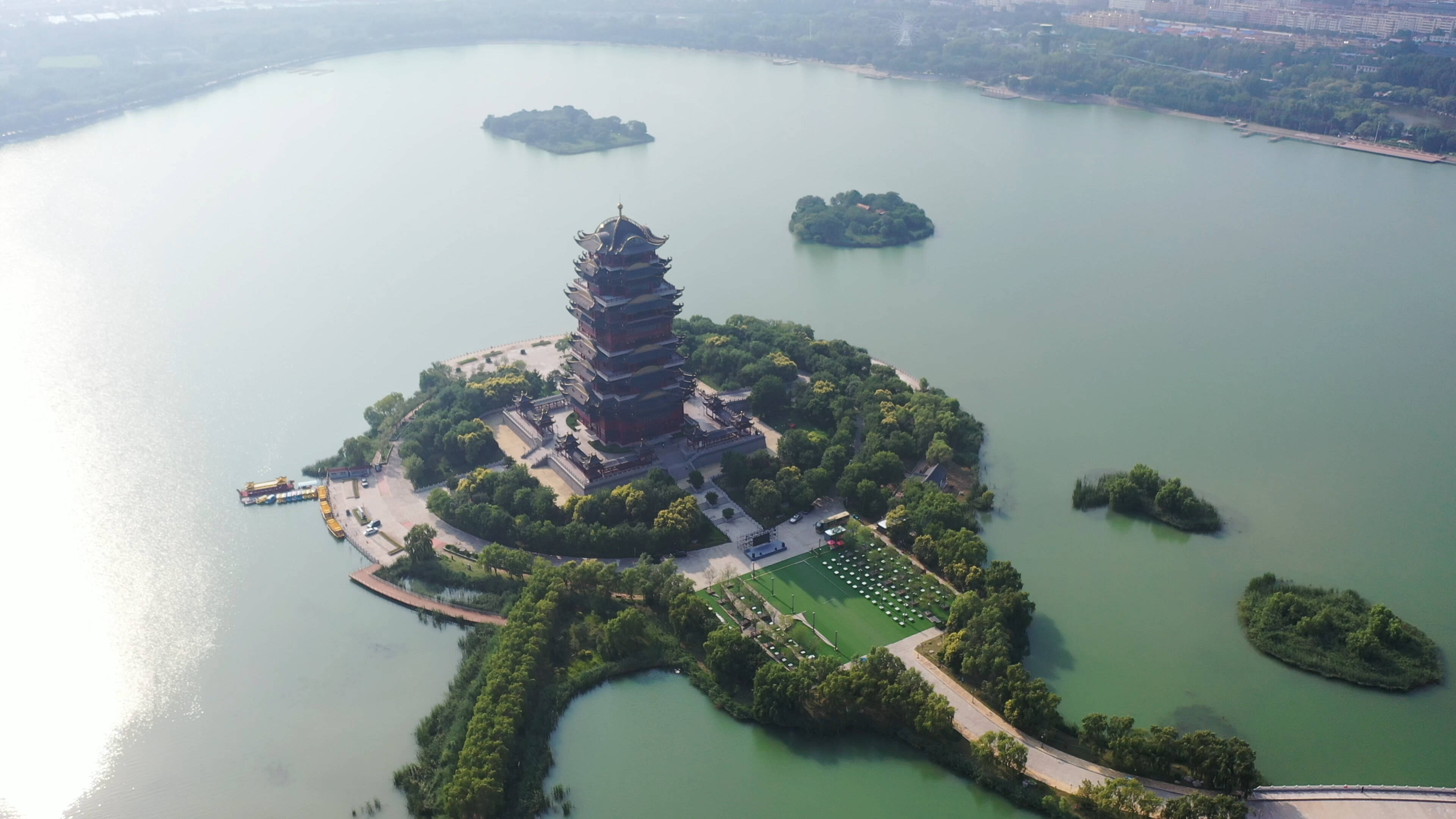 学剪纸,做竹编,听吕剧……国际学生游滨州黄河楼 沉浸式体验"非遗"魅