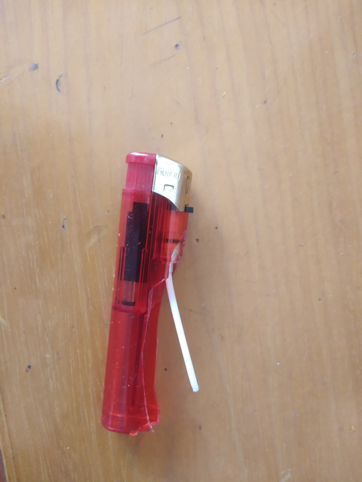 打火机使用不当爆炸,震耳欲聋吓坏了小编,损失了7千多元!