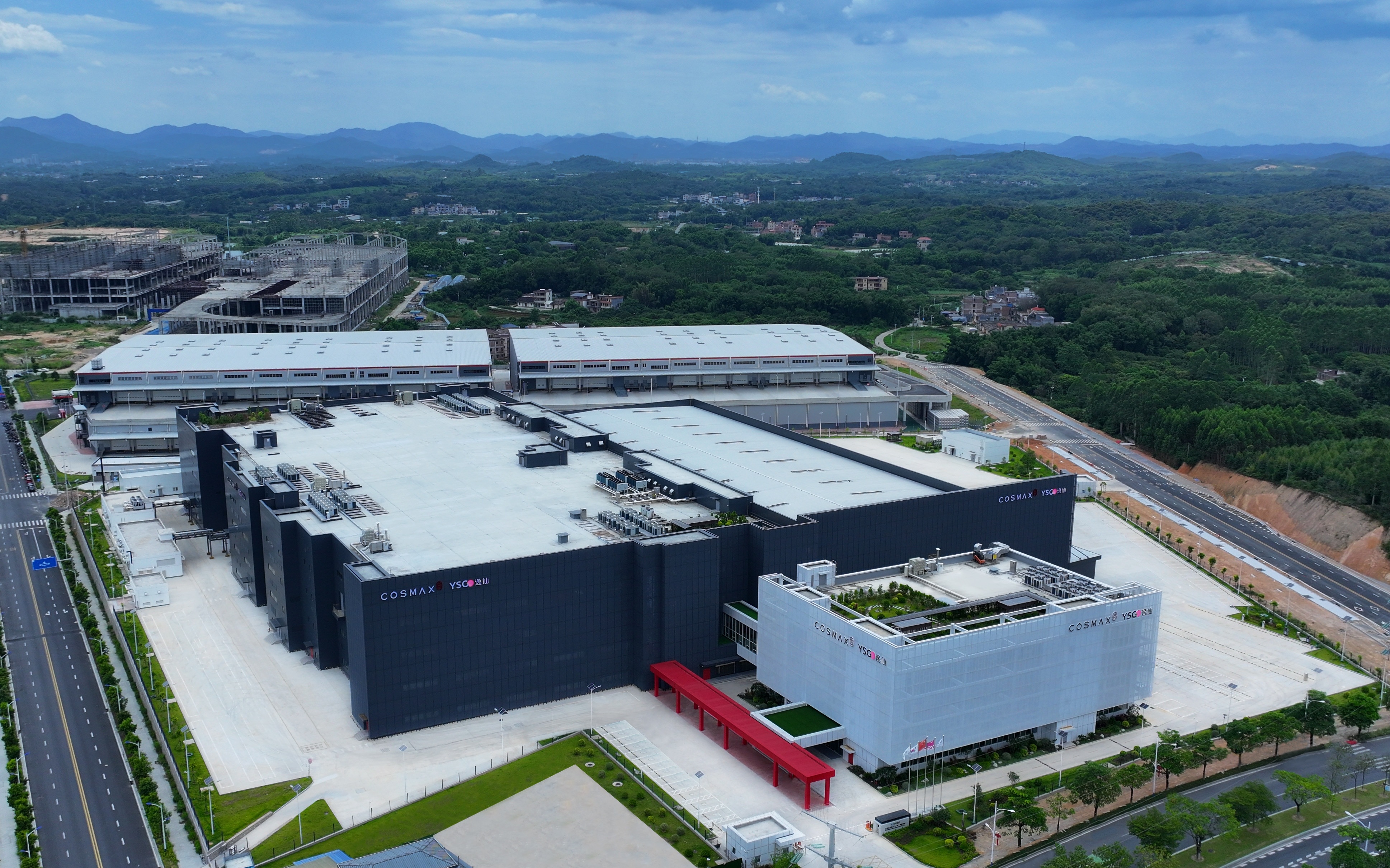 逸仙电商首座工厂落地投产,预计年产值将超15亿元