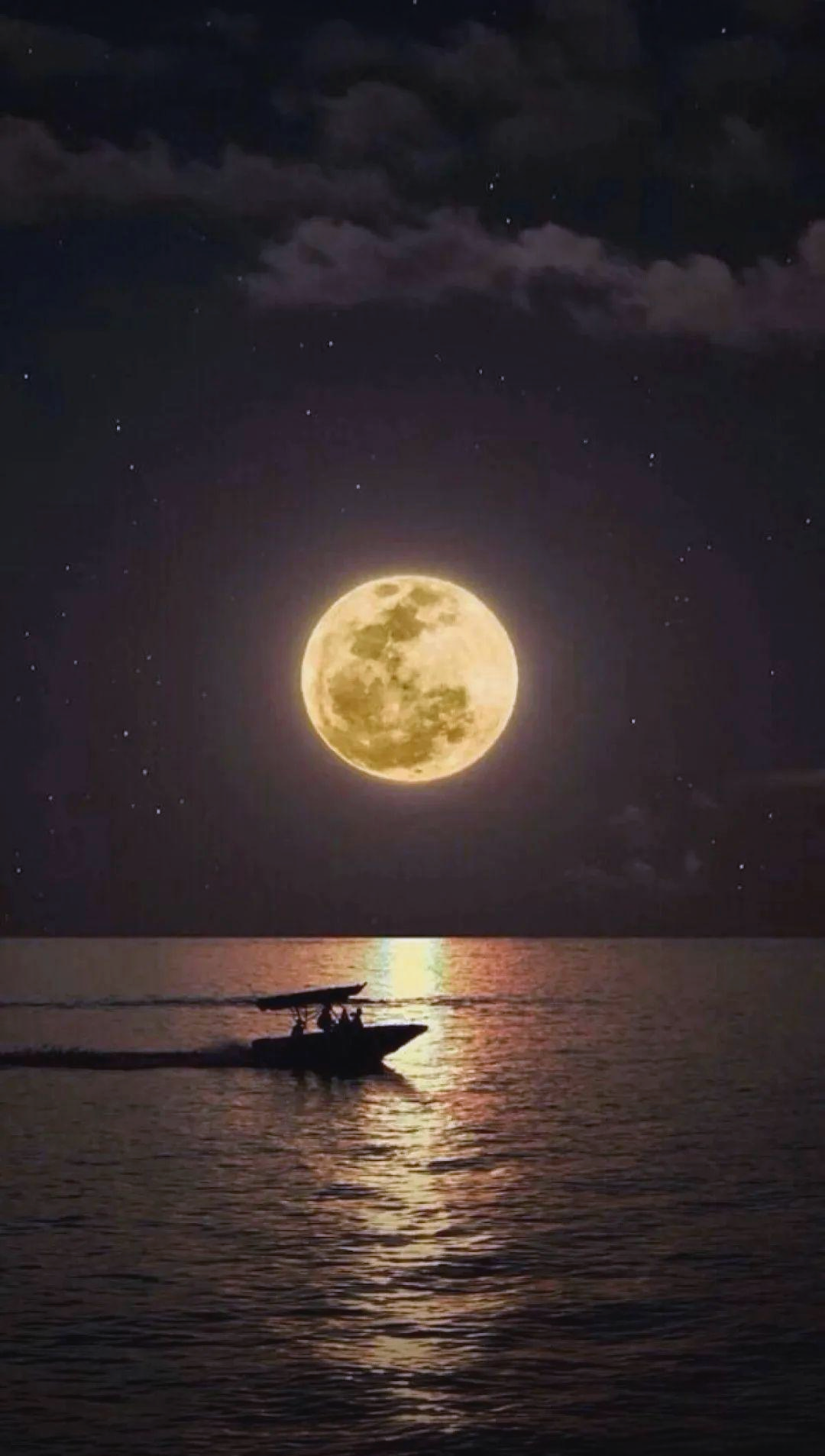 探索月亮的拍摄技巧:精选教程带你领略夜空美景