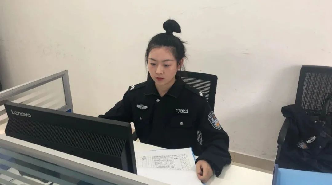浙江开化公安丨好辅警|胡艳:用心肯学,细心工作,速成执法"好帮手"