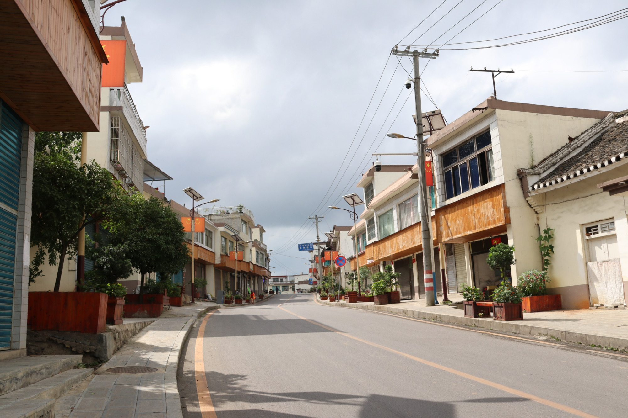 黔西县林泉镇:环境卫生专项整治再行动