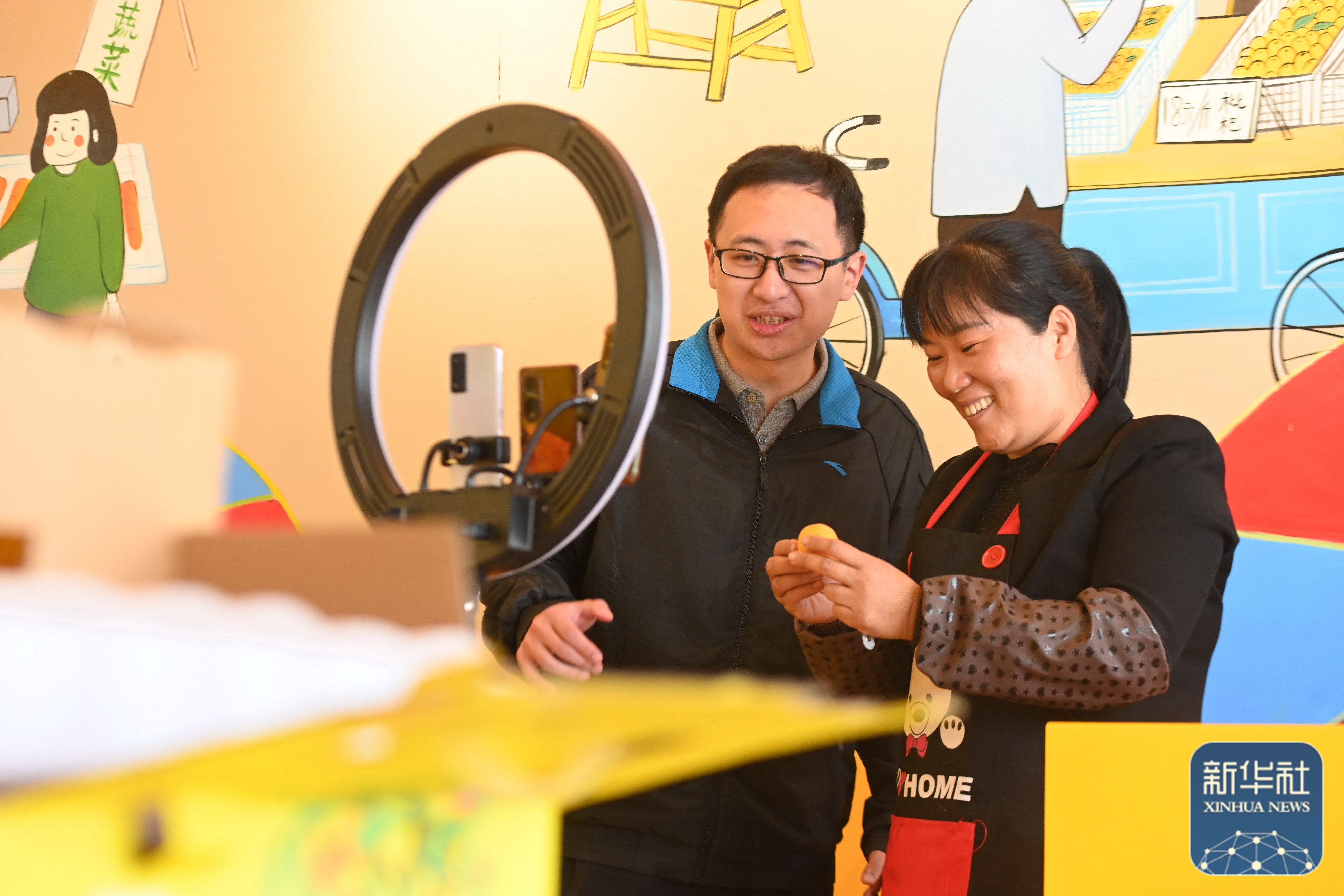 "枇杷姐姐"吴素华:把家乡枇杷产业做大做强