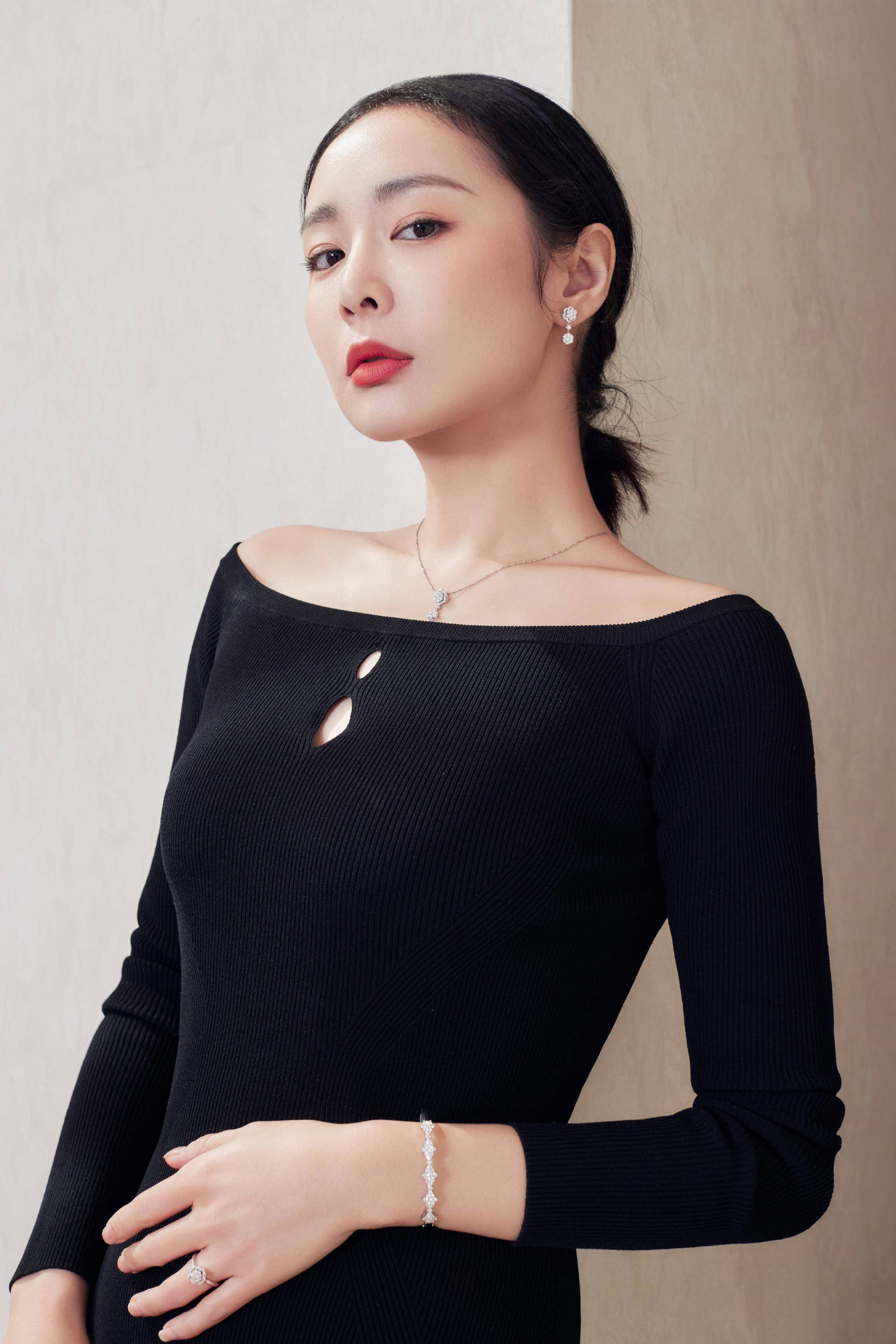 演员「高叶」经纪人,明星代言签约