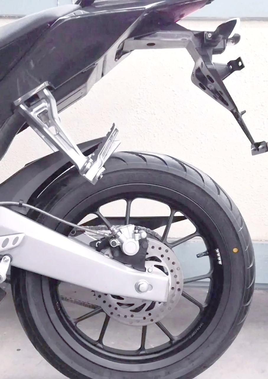 阿普利亚新款街车gpr150s亮相,传承tuono家族设计理念