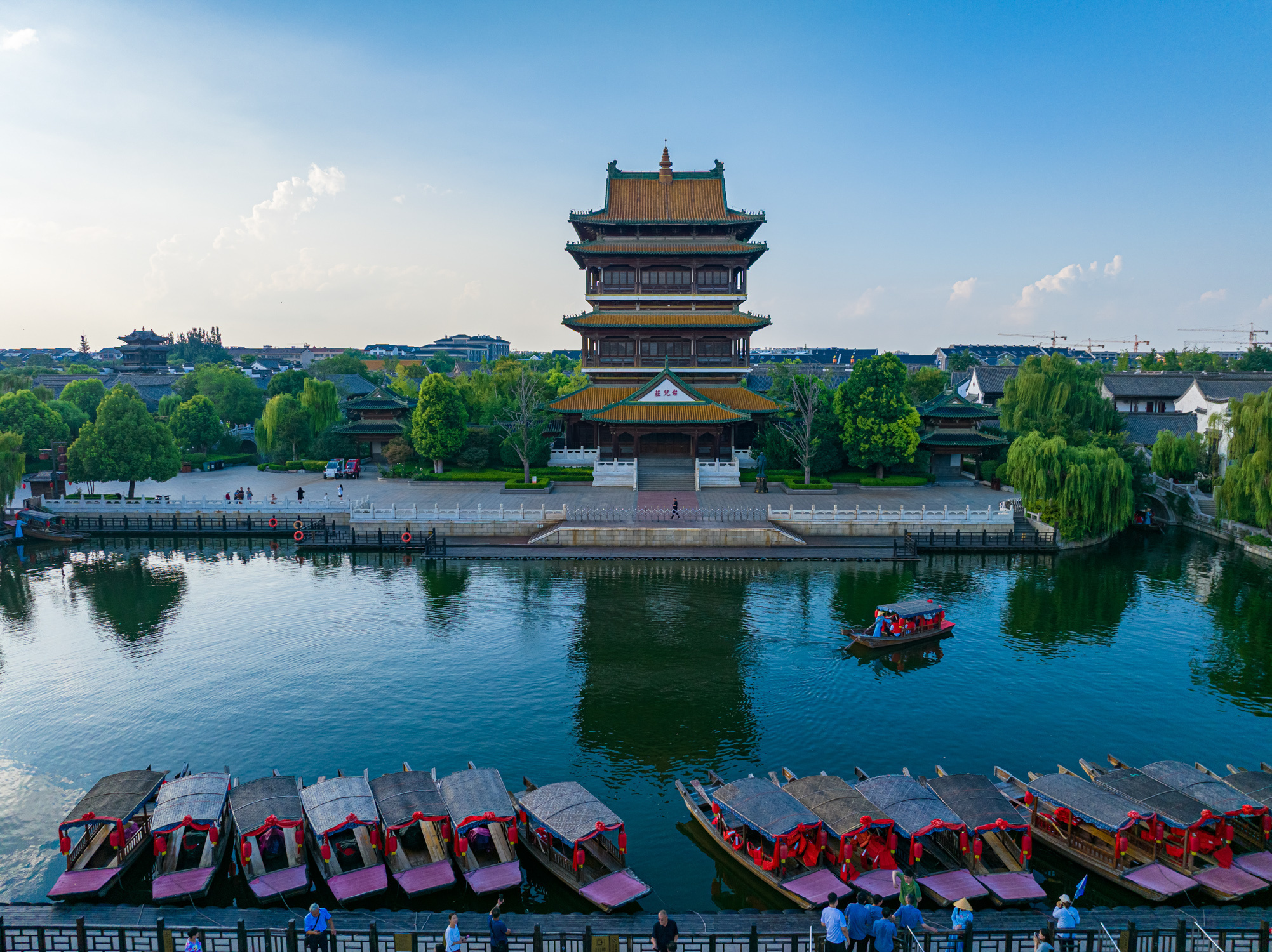 台儿庄古城初秋景色宜人