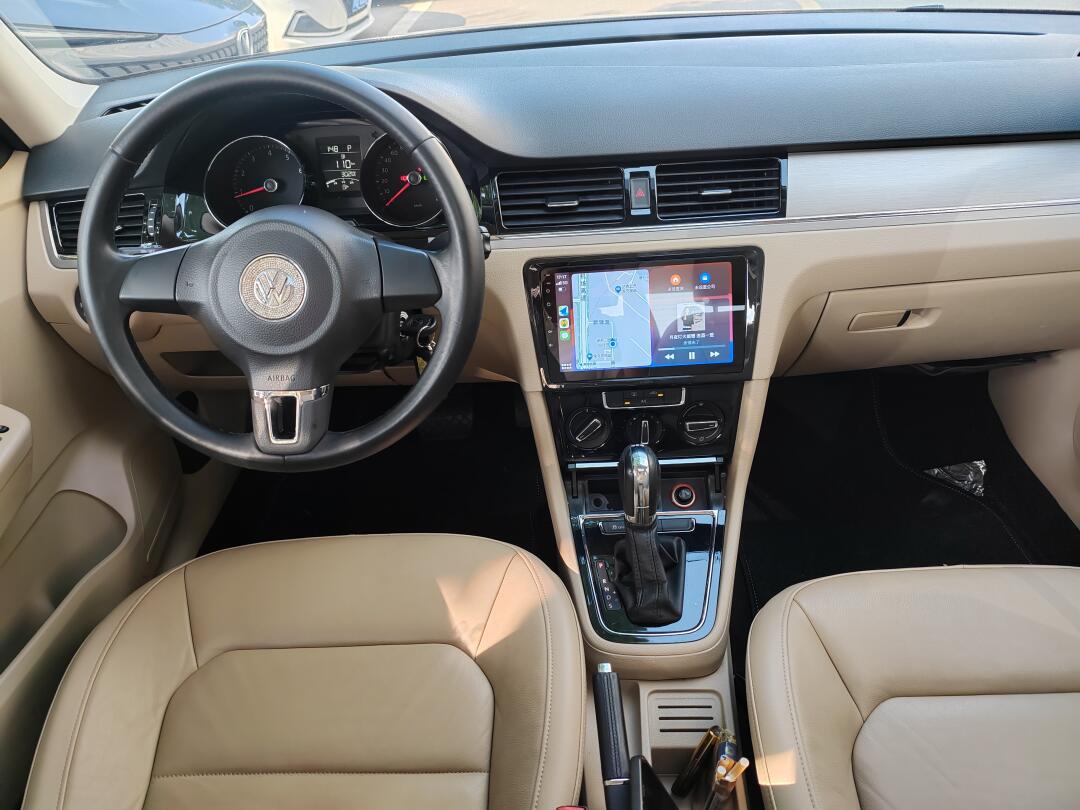 14款宝来手套箱上方有异响怎么回事