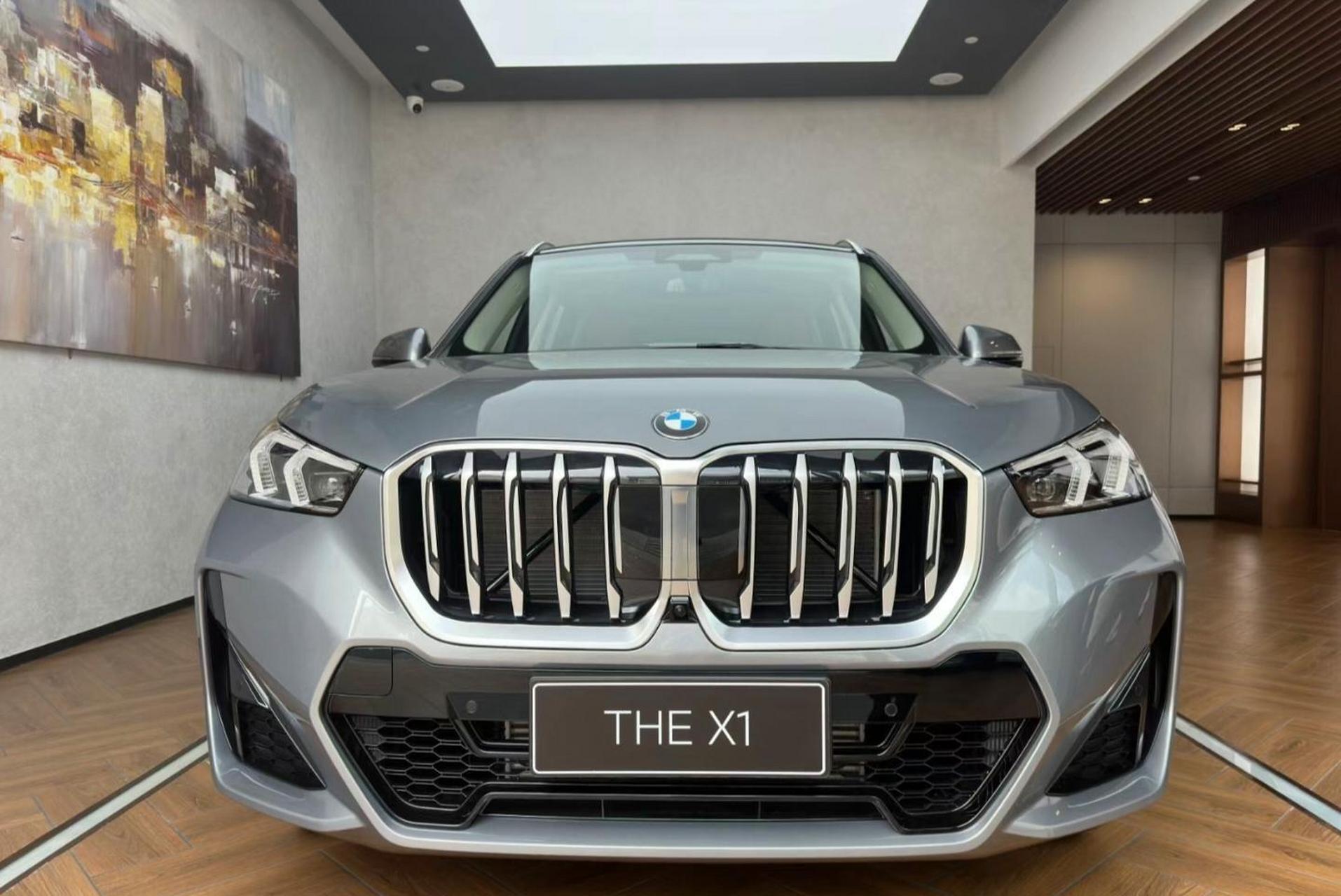 在2023年4月18日,更新换代后的宝马x1亮相并官宣上市,共推行出四款