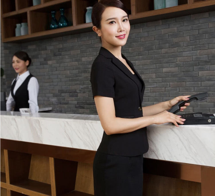 如何在职场中获胜?高情商表达自己很重要,《口才三绝》好书推荐