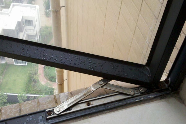 房子下雨没关窗能进多少水