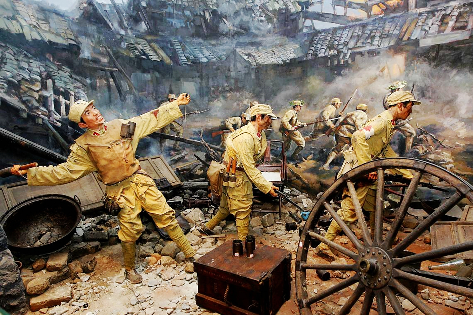 "当时,日本人侵华,弹尽粮绝的新四军在团长的指挥下,手持大刀与日军