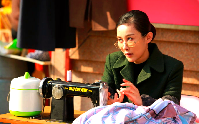 《养母的花样年华》:刘冬花的角色魅力与"中国实力"的崛起