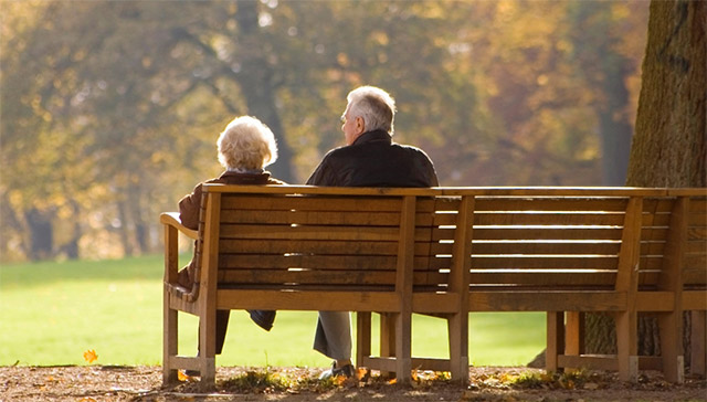 这一话题如同一个悬而未决的谜题,始终牵动着无数居民的心弦.