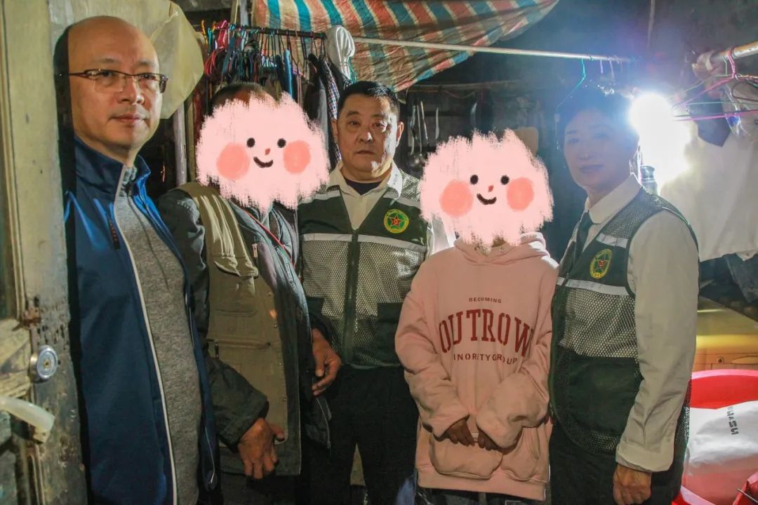 愿做灯塔照亮你前进的道路深圳致青春中国红走进重庆奉节关爱未来助力