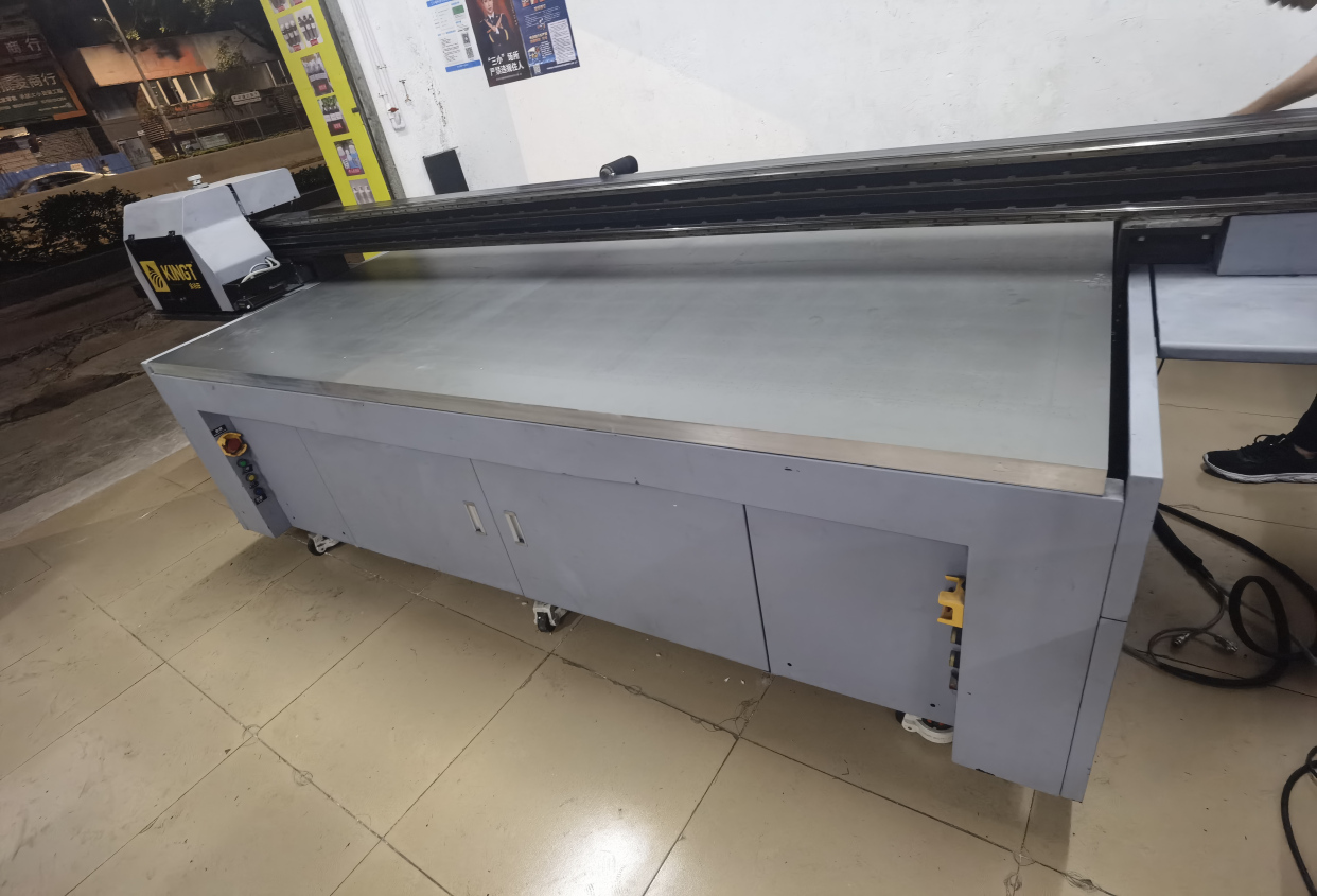 转让9成新的金谷田2513uv平板打印机