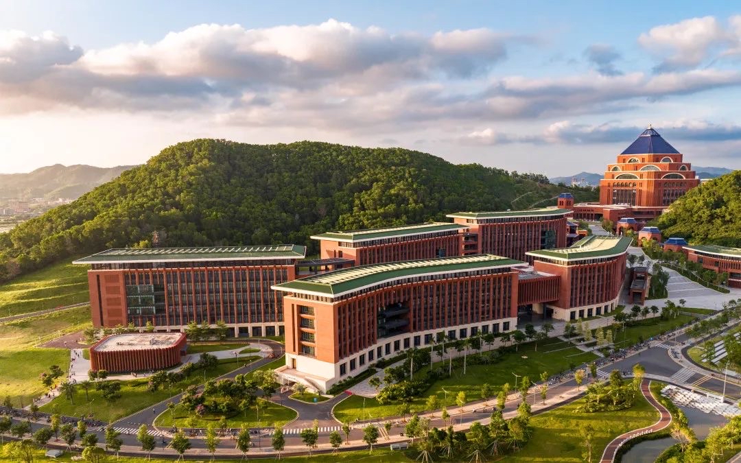 中山大学深圳校区一期建设全面完成