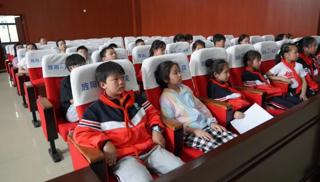 法院开放日|南洋小学50余名师生到旌阳法院参观法治教育基地