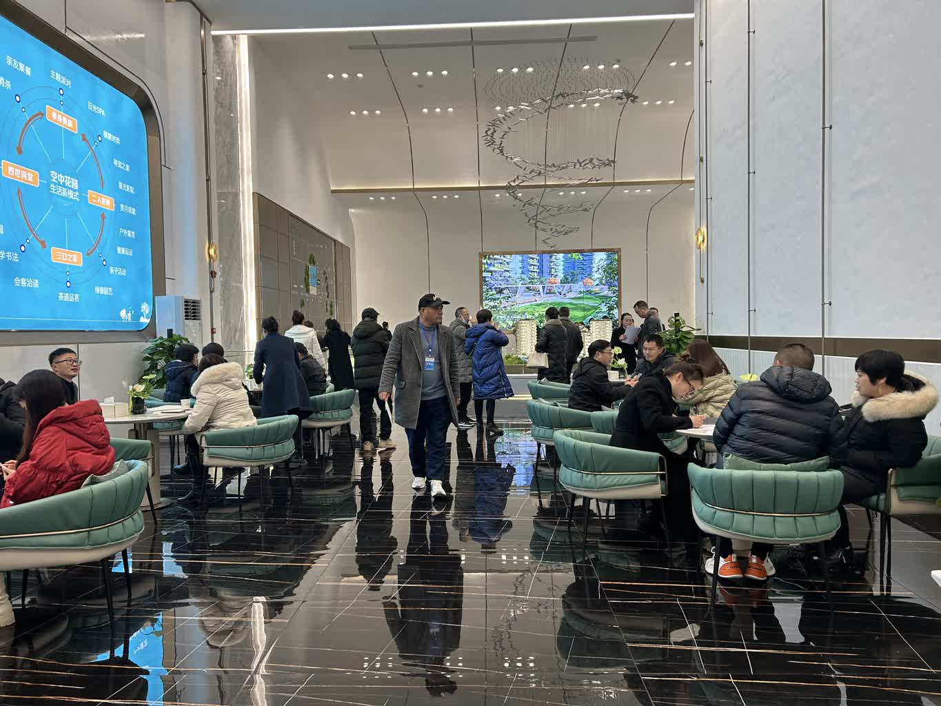 新年第一天 荣县"星河云璟"开盘成交116套住宅商铺销售过半