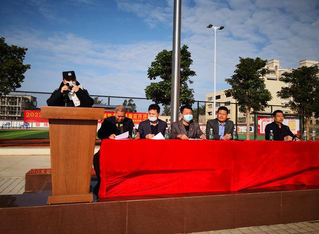 湛江:硇洲派出所联合硇洲镇禁毒办深入硇洲中学开展禁毒宣传暨校园