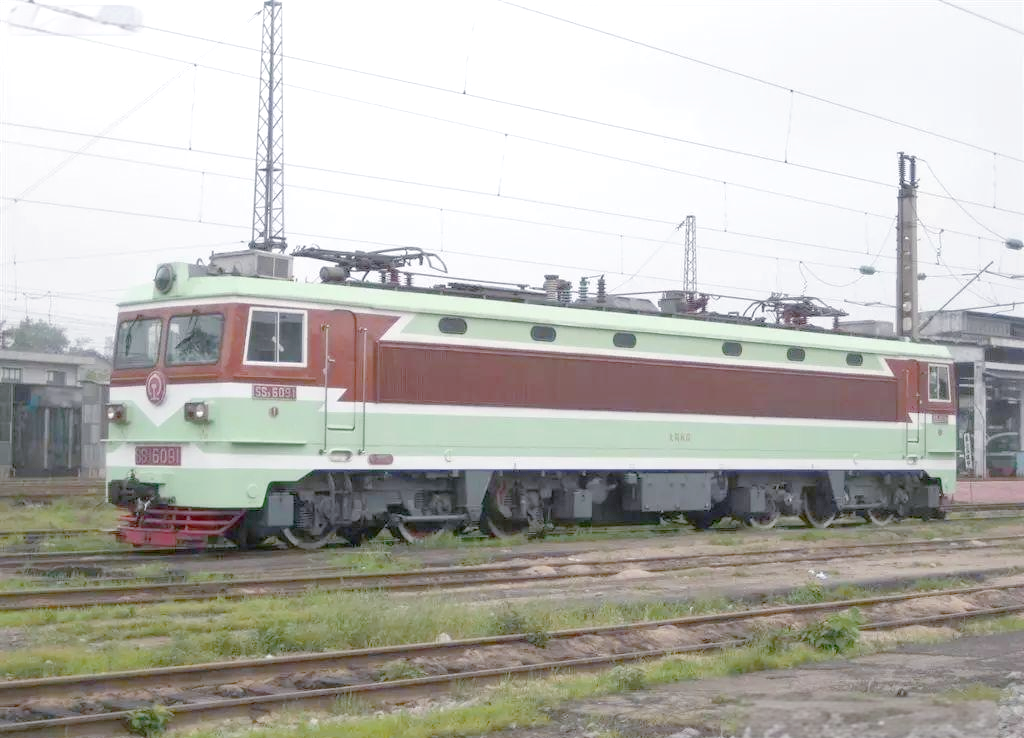 韶山3型电力机车的详细介绍与性能分析