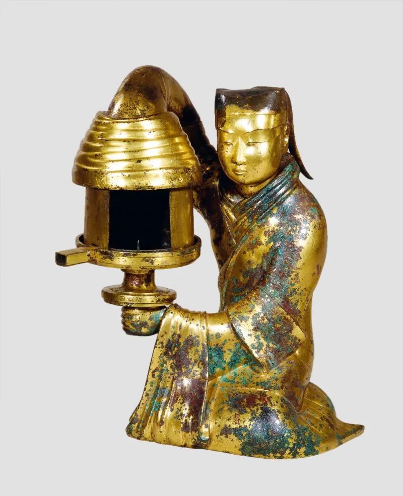 宫内而得名黄金作缕,玉石为匣这件传世国宝刘胜金缕玉衣寄托着古人的