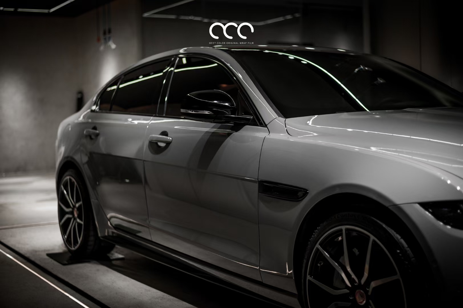 知性低调且富有内涵,捷豹xel超亮pet纳多灰改色膜 漫彩