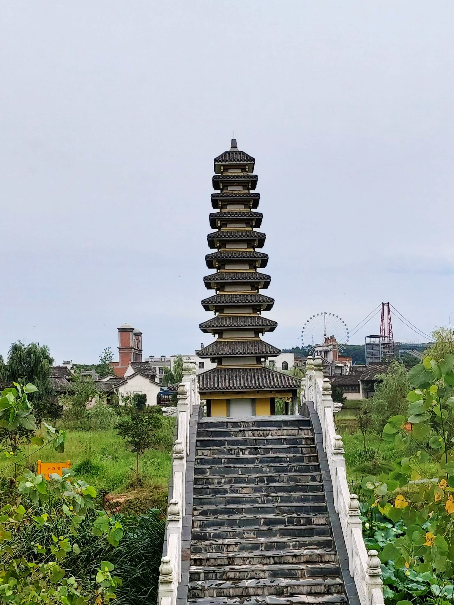 滁州长城梦世界是个影视城,看起来有点破败却另有一番沧桑味