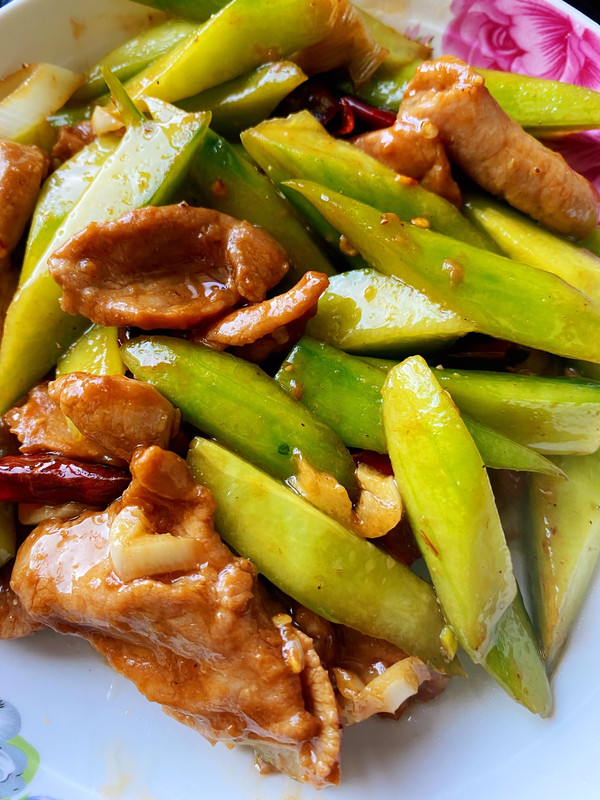 因为这道黄瓜肉片,从此爱上了做饭