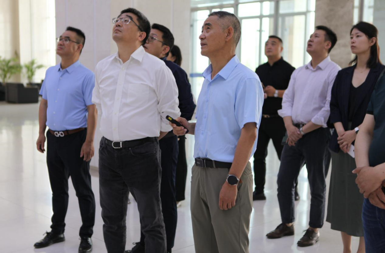 学大教育集团ceo金鑫一行赴兰州新区参观考察