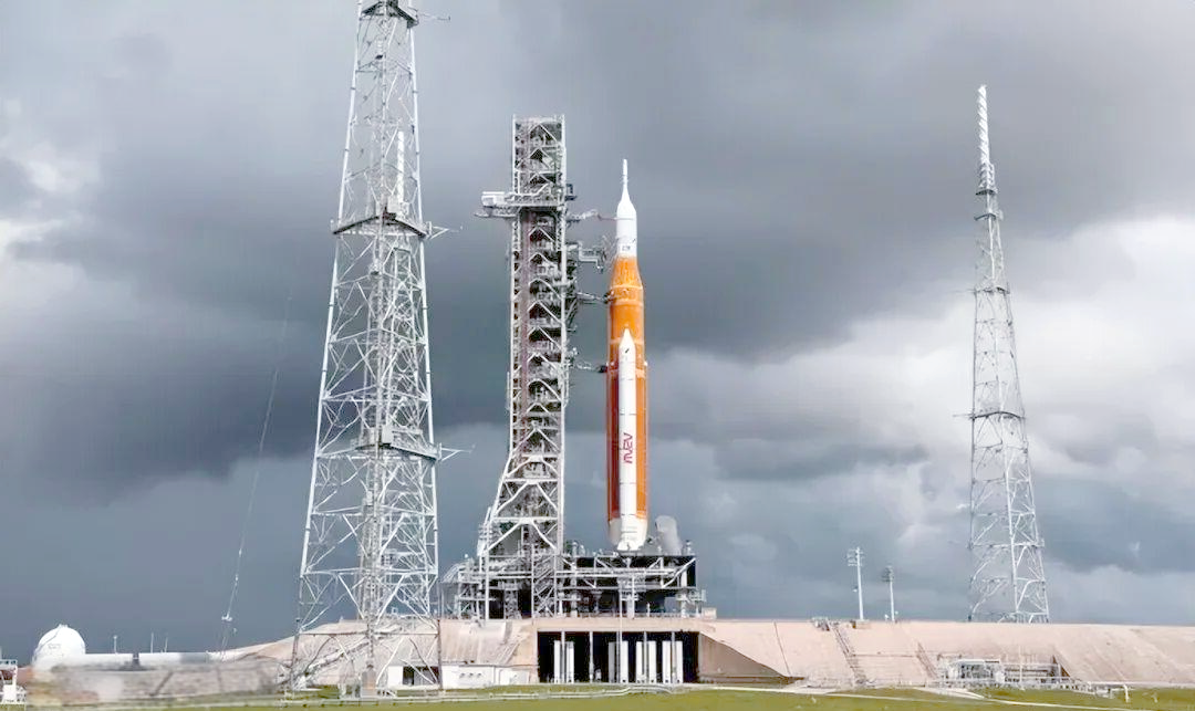 美国sls火箭发射成功,解析阿尔忒弥斯计划的未来挑战