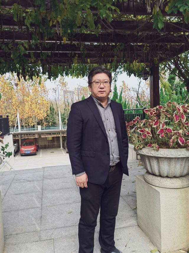 徐晓丹:挥洒汗水 无私奉献