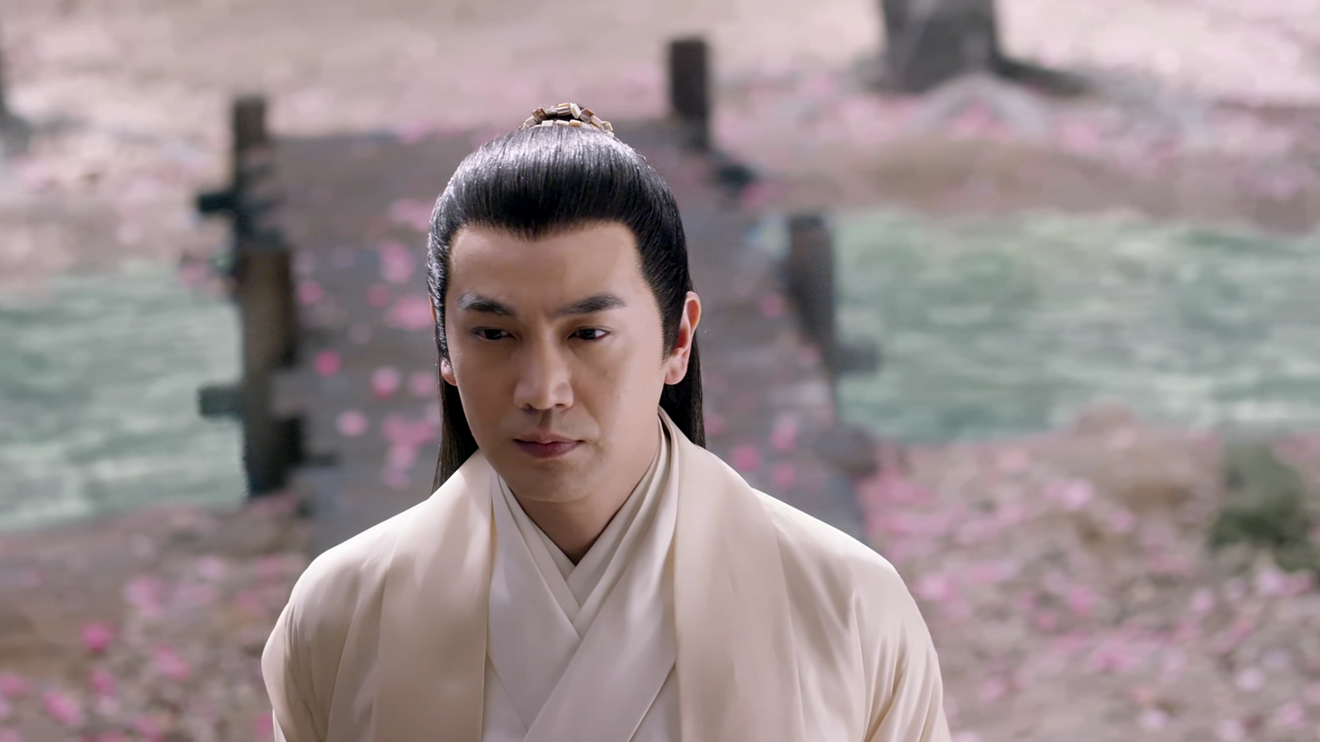 《三生三世十里桃花》东华凤九4:凤九战场遇险,东华相救共主陨