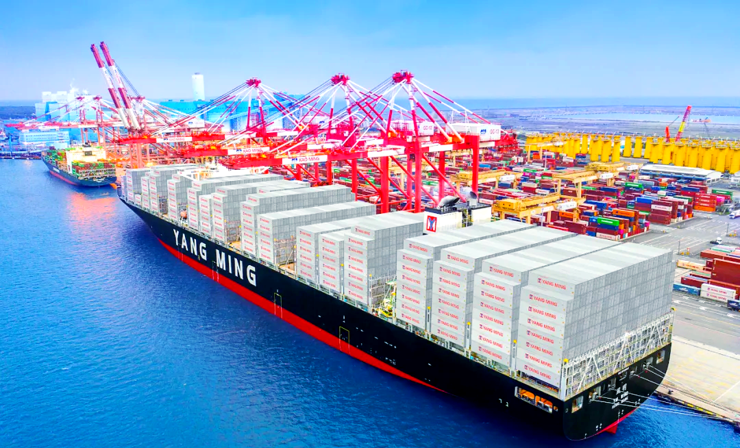 阳明海运升级船队,新集装箱船助力全球运输