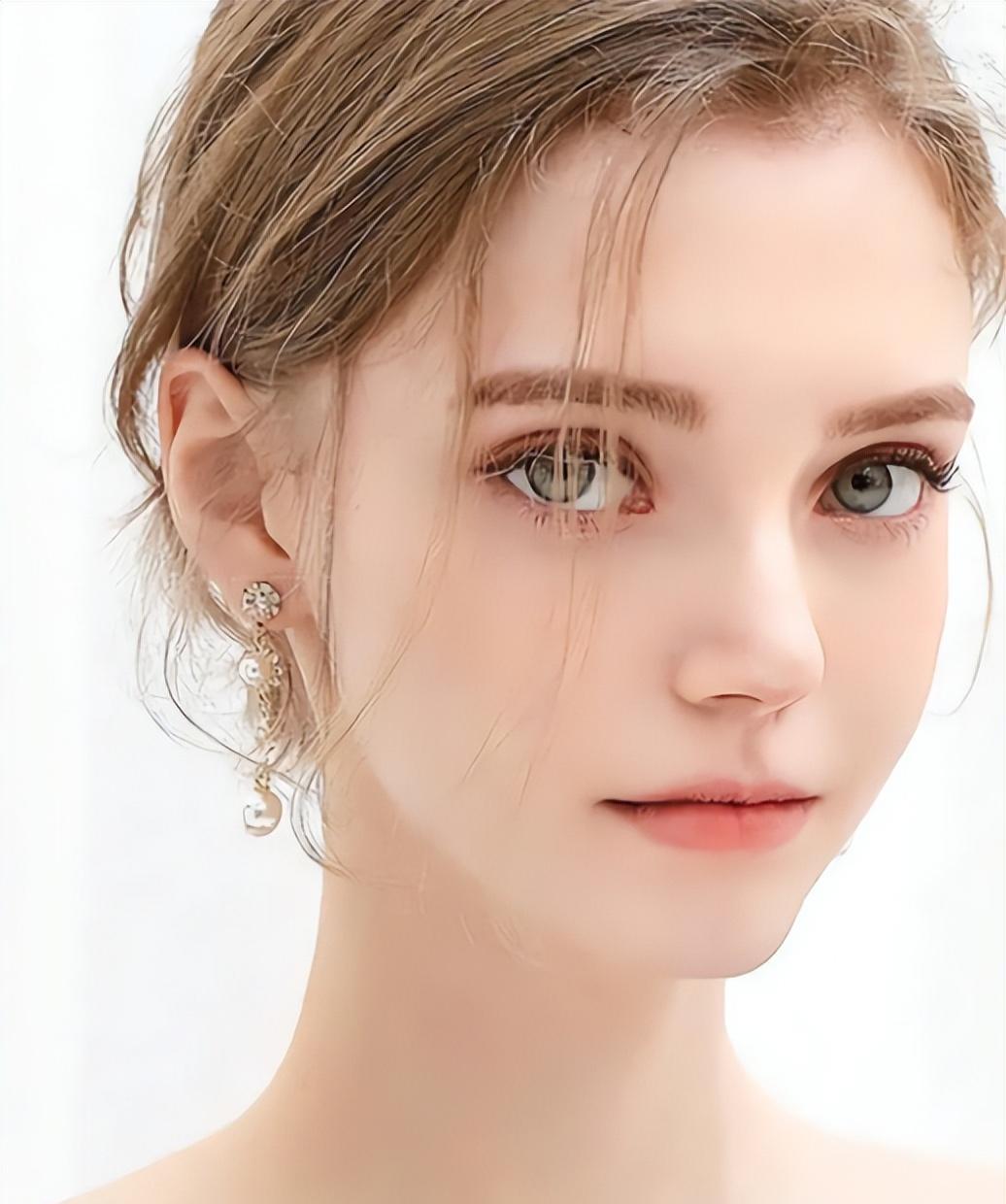 各国"建模脸"美女对比:美国看着不像真人,俄罗斯美得不可方物