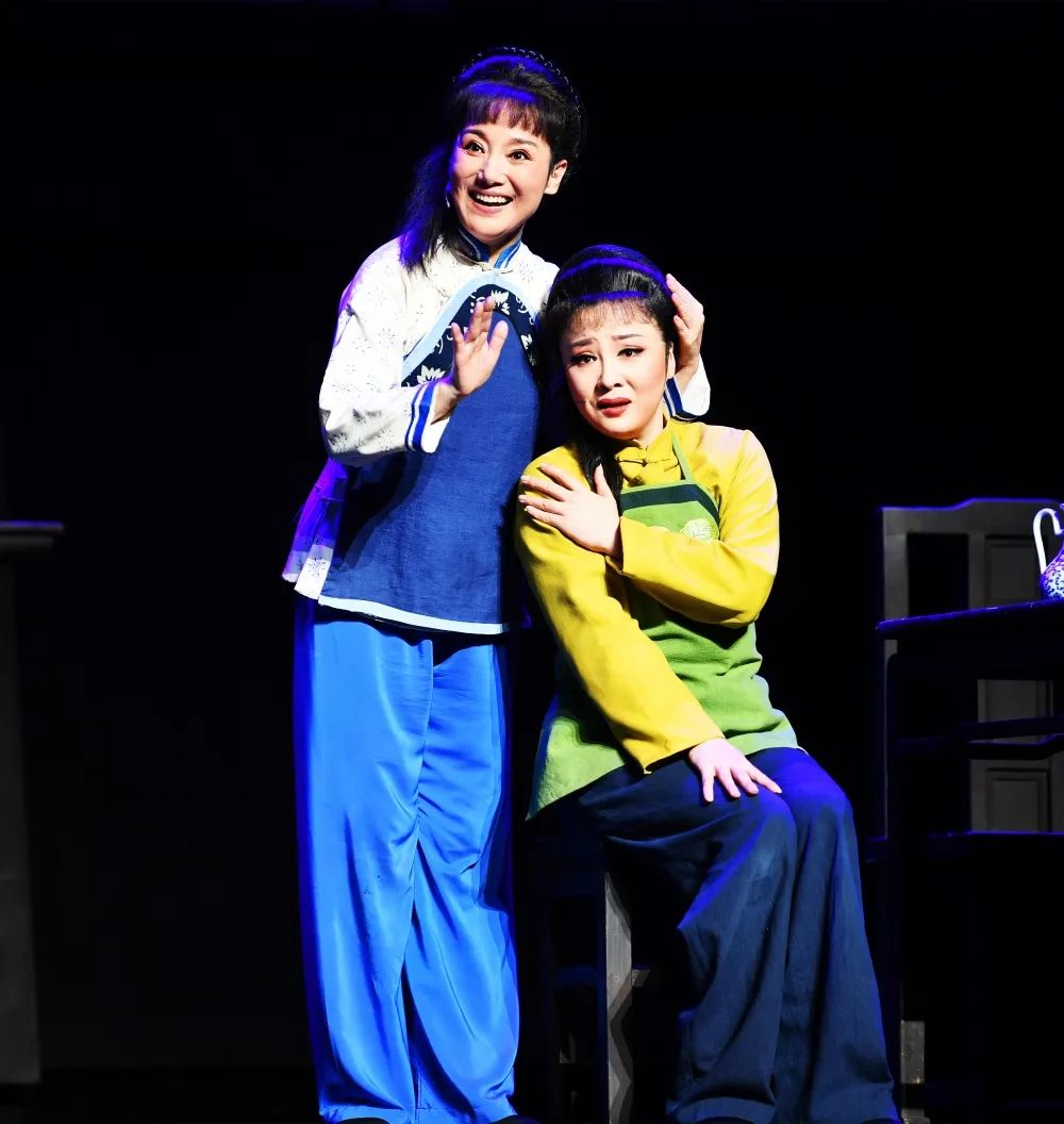 红色艺术党课受好评黄梅戏《党的女儿》成为黄梅县党史教育"生动教材"